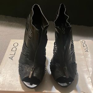 Also heels
